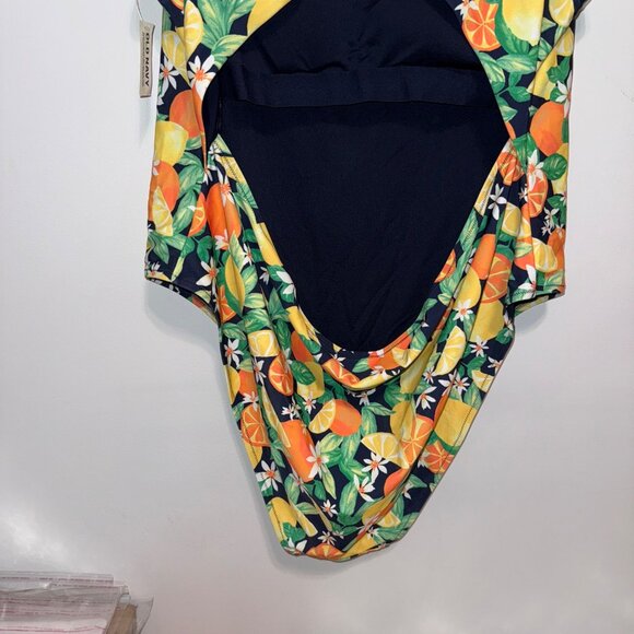 NWT Old Navy Womens Citrus Print One-Piece Swimsuit 4X - Picture 6 of 7